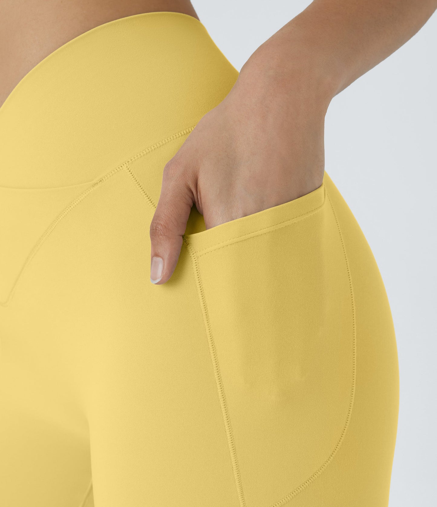 High Waisted Crossover Pocket Yoga Biker Shorts 7"-UPF50+
