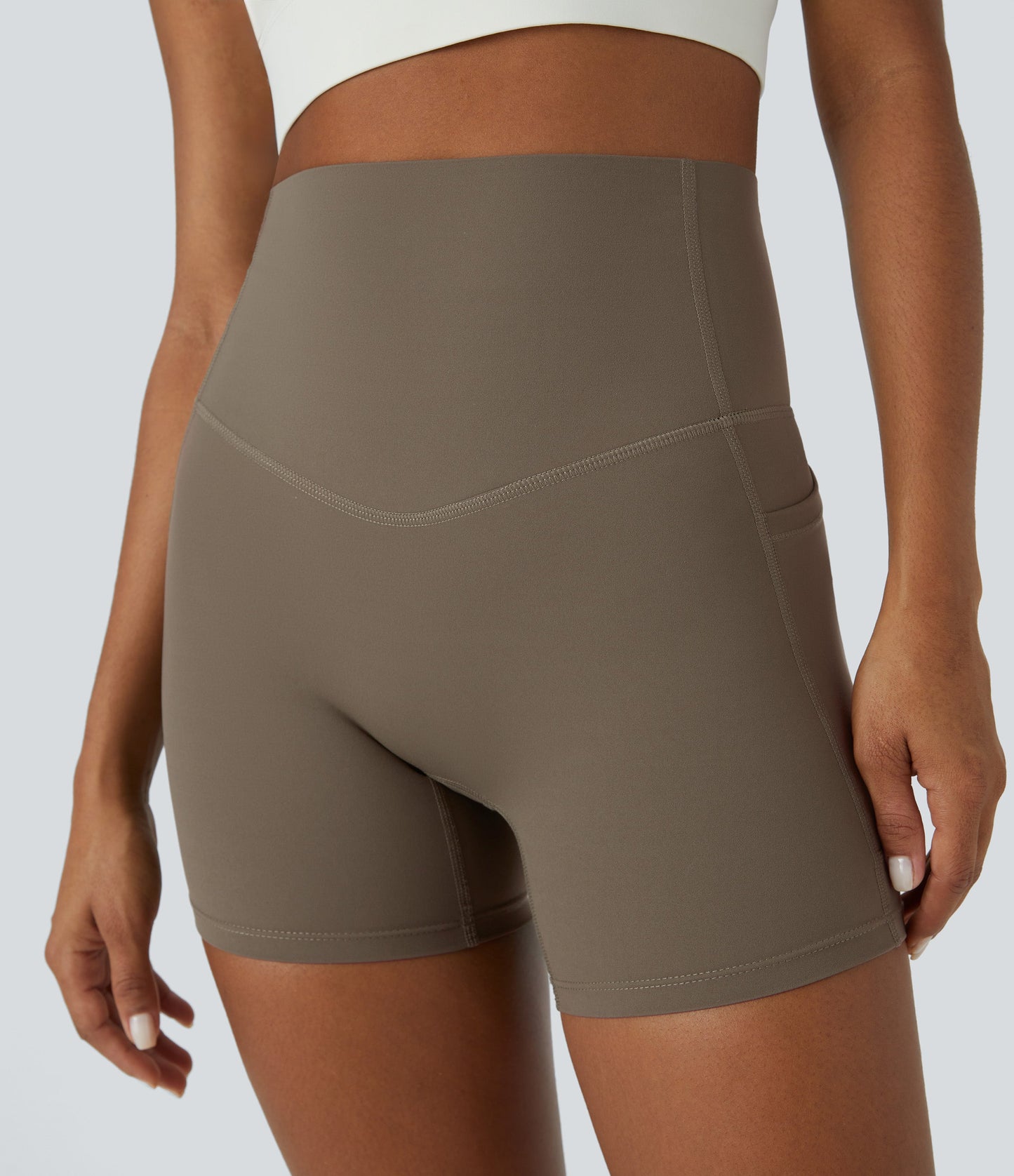 High Waisted Tummy Control Side Pocket Shaping Training Biker Shorts 5''
