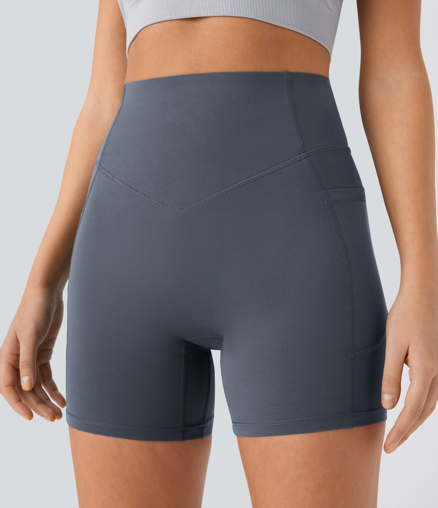 High Waisted Scrunch Butt Lifting Tummy Control Side Pocket Shaping Workout Biker Shorts 5''
