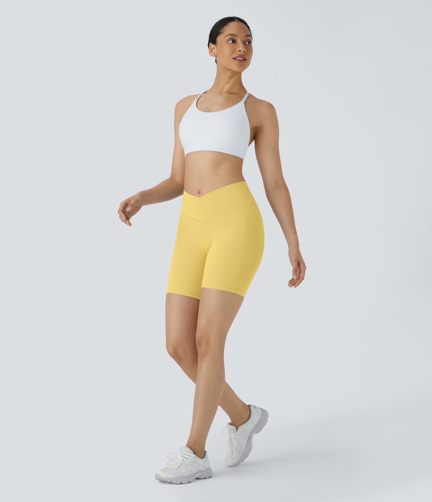 High Waisted Crossover Pocket Yoga Biker Shorts 7"-UPF50+